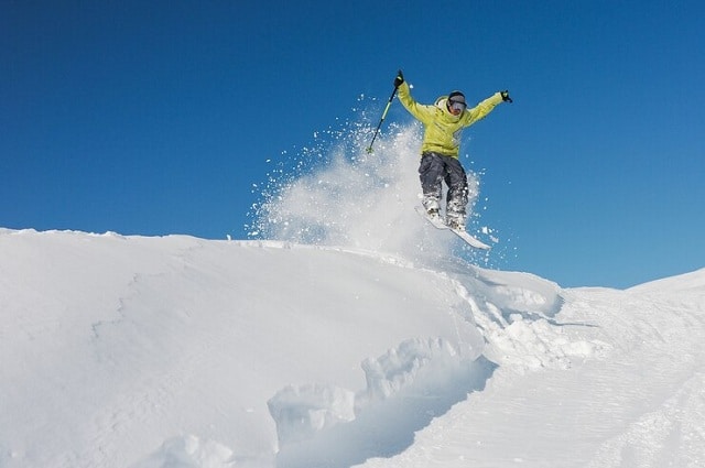 équipements nécessaires pour skier