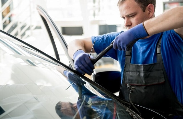 Comment se passe un remplacement pare-brise sans franchise ?