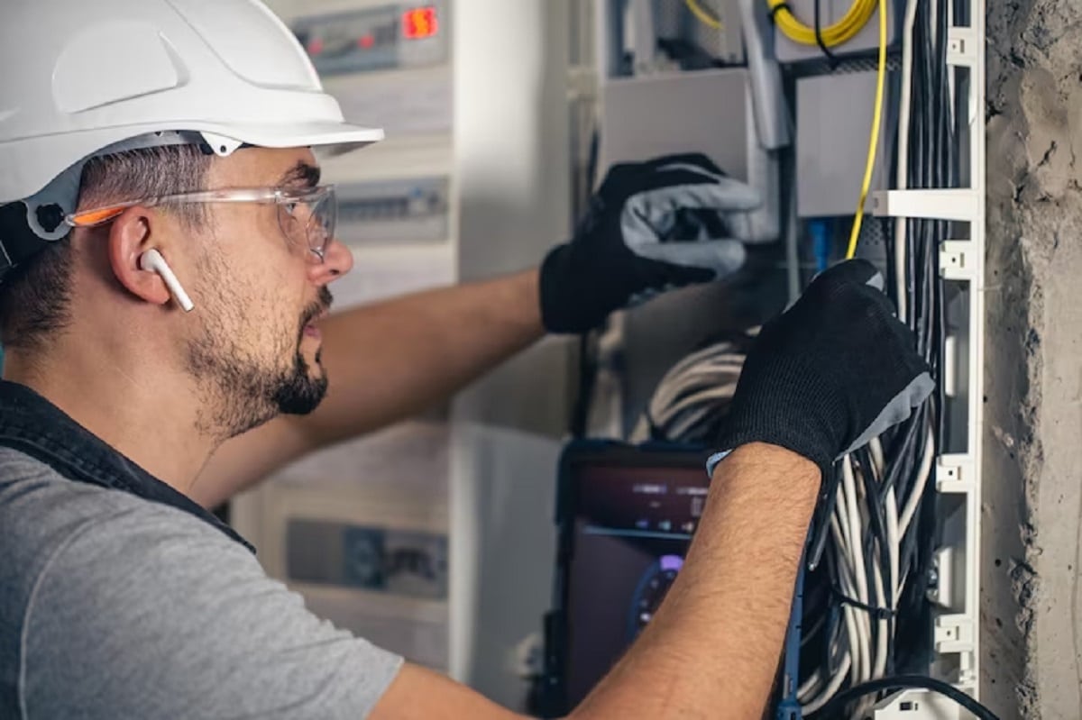 Comment réaliser des travaux électriques en toute sécurité ?