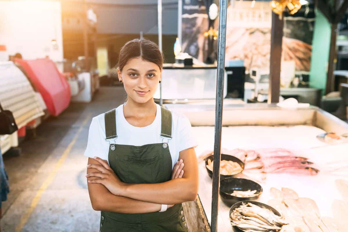 En faisant ses courses dans une poissonnerie en ligne de Paris, on réduit considérablement l'empreinte carbone, une action non négligeable en faveur de l'environnement.La livraison est rapide et disponible partout en France.
