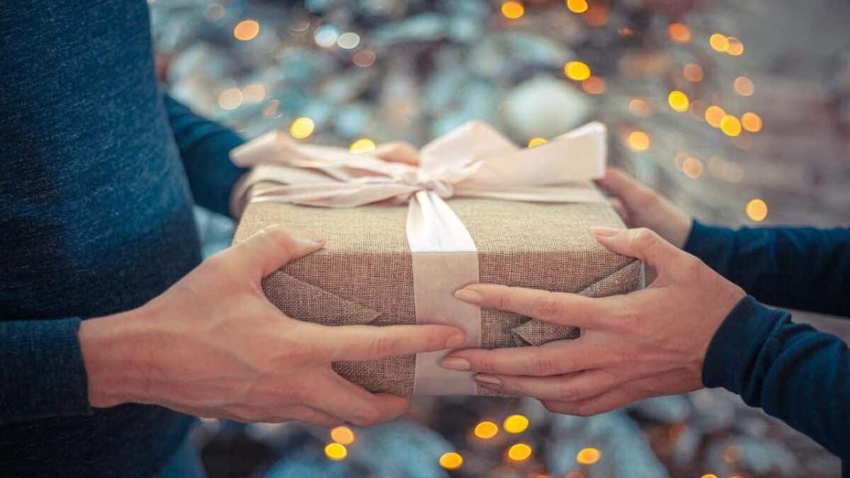 Offrir un tee-shirt personnalisé pour Noël